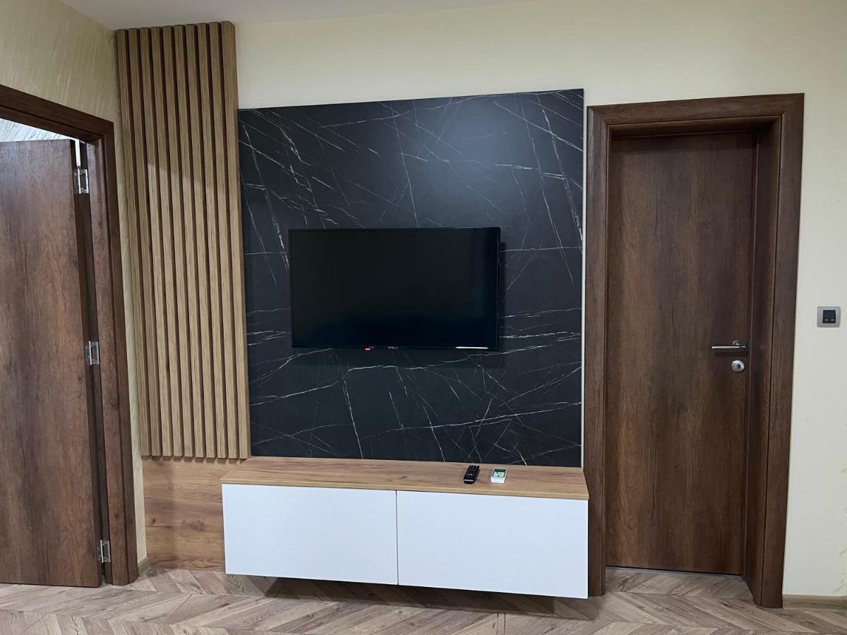 Pink House Apartments Jagodina Εξωτερικό φωτογραφία