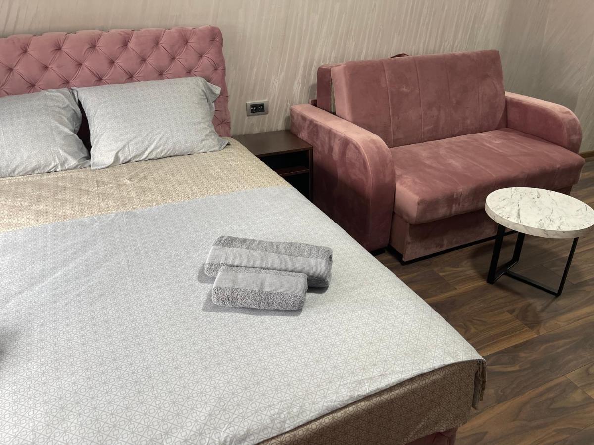 Pink House Apartments Jagodina Εξωτερικό φωτογραφία
