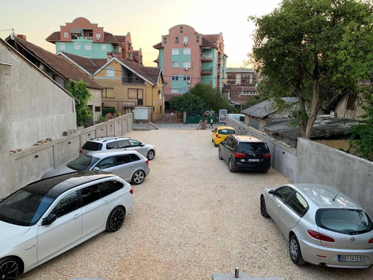 Pink House Apartments Jagodina Εξωτερικό φωτογραφία