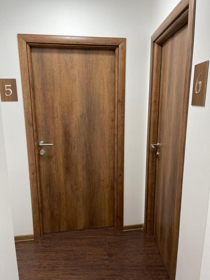 Pink House Apartments Jagodina Εξωτερικό φωτογραφία