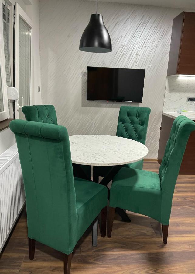 Pink House Apartments Jagodina Εξωτερικό φωτογραφία