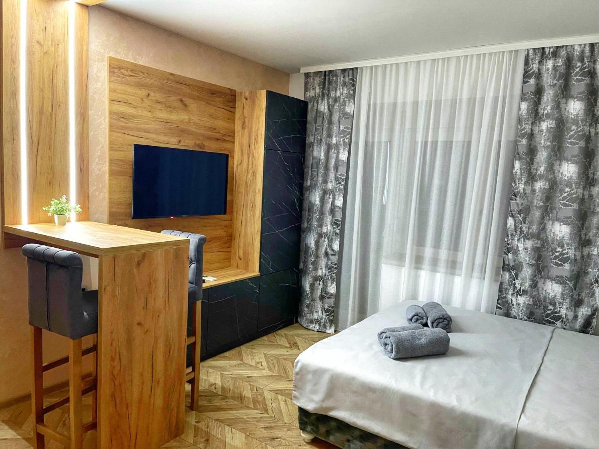 Pink House Apartments Jagodina Εξωτερικό φωτογραφία
