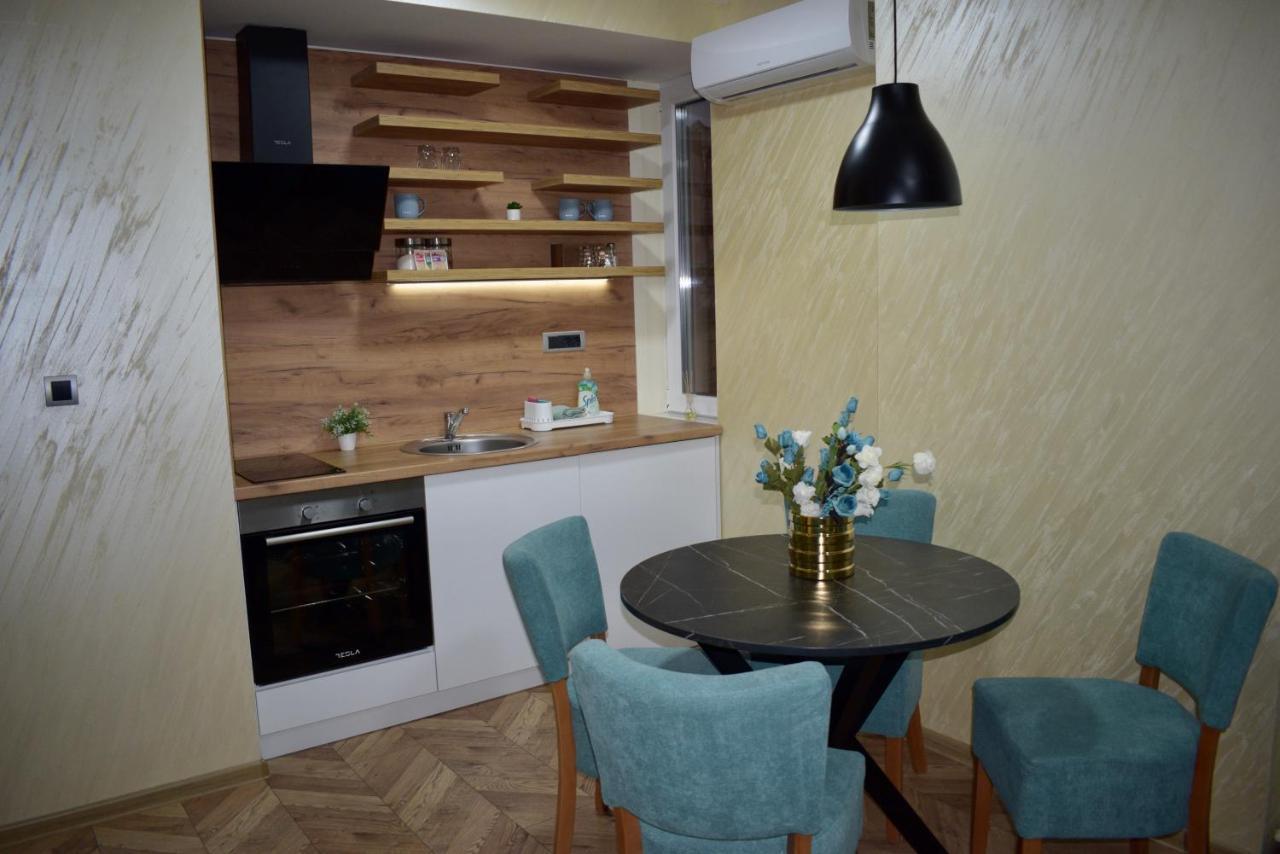 Pink House Apartments Jagodina Εξωτερικό φωτογραφία