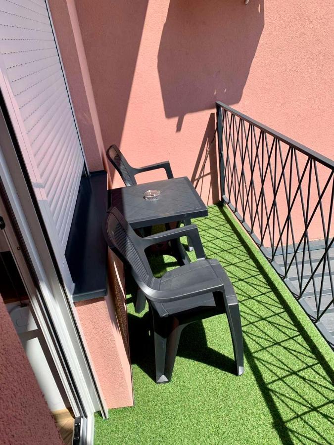 Pink House Apartments Jagodina Εξωτερικό φωτογραφία